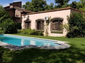 Casa · 460m² · 6 Ambientes · 6 Cocheras · Venta Increible Casa a Reciclar. Atencion Inversor!