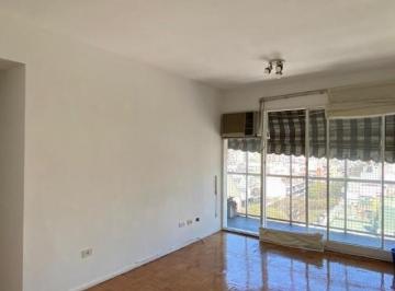 Departamento · 46m² · 3 Ambientes · 3 Amb - Balcón y Vista Amplios - Muy Luminoso
