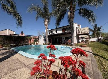 Casa · 110m² · 4 Ambientes · 1 Cochera · Casa en Venta – Las Acacias, Colonia Avellaneda