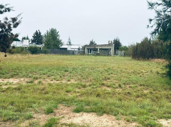 Terreno · 675m²