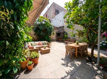 Casa · 260m² · 4 Ambientes · 1 Cochera · Venta Casa Villa Urquiza Lote 8,66 X 22 m