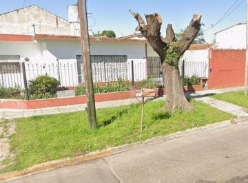 Casa · 100m² · 4 Ambientes · 3 Cocheras · Casa 4 Ambientes Venta Llavallol y Terreno Lindero
