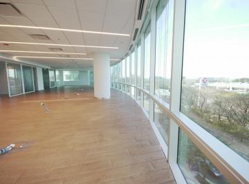 Oficina comercial · 557m² · 9 Cocheras · Oficina en Alquiler, Lista Para Entrar con Vista Al Rio en Torre Green Building