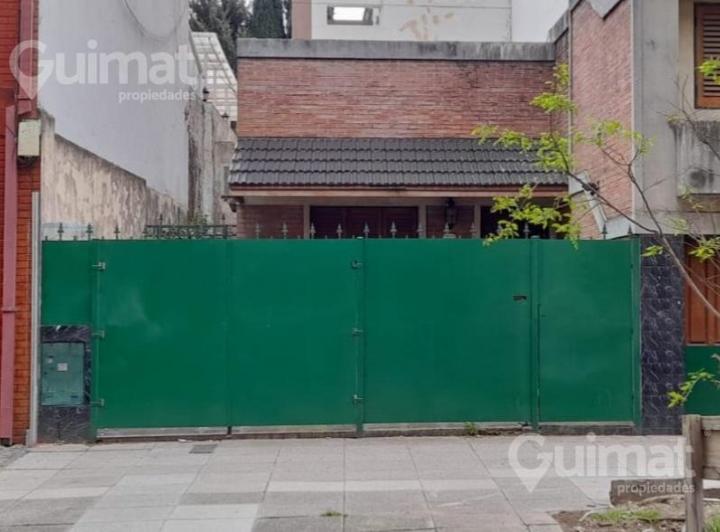 Terreno · 214m²