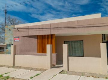 Casa de 4 ambientes, Goudge · ¡Oportunidad Única en Goudge! La Mejor Propiedad Nueva Sobre Ruta Principal