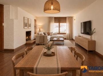 Casa · 314m² · 5 Ambientes · 1 Cochera · Casa 5 Dorm - 3 Baños - Terraza - Patio - Apta Credito - Paso de Los Andes