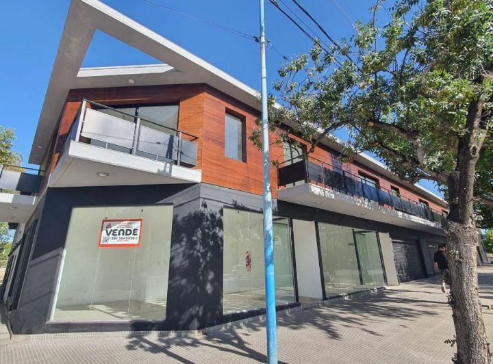 Departamento · 50m² · 2 Ambientes · 1 Cochera