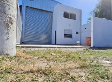 Bodega-Galpón de 4 ambientes, Bahía Blanca · Galpón con Oficinas en Alquiler – Payró y El Resero