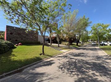 Casa de 4 ambientes, La Calera · La Cuesta - Venta Casa 3 Dorm / 3 Baños + Escritorio - Quincho C/ Asador y Piscina