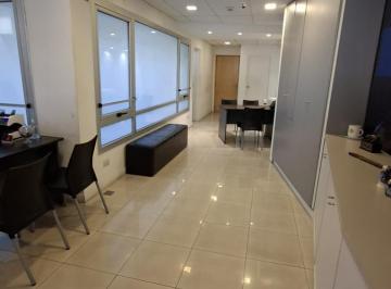 Oficina comercial · 87m² · 2 Ambientes · Oficina en Venta en Montevideo 545, Frontal, 2 Privados y Ascensor