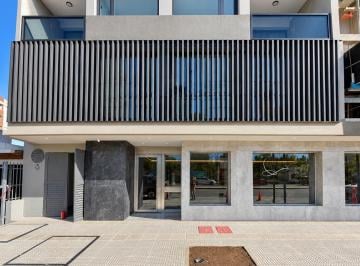 Departamento · 71m² · 3 Ambientes · Departamento 1 Dormitorio Leloir 143 en Área Centro Este
