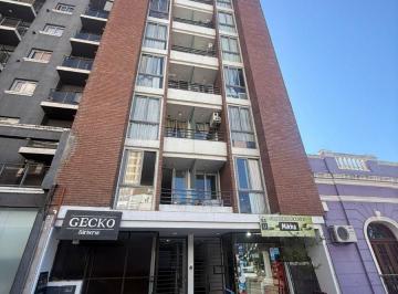 Departamento de 3 ambientes, Córdoba · Departamento en Alquiler 50 con Balcon en Centro