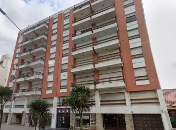 Departamento de 2 ambientes, Mar del Plata · Departamento 2 Ambientes Zona La Perla a 50 m del Mar