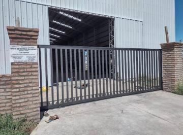 Bodega-Galpón de 3 ambientes, Bahía Blanca · Galpón Industrial en Alquiler de 1.500 m² con 5 Portones y 11 m de Altura