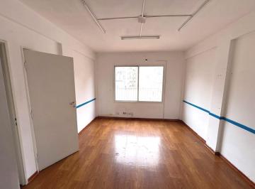 Oficina comercial · 77m² · 3 Ambientes · Oficina en Tribunales