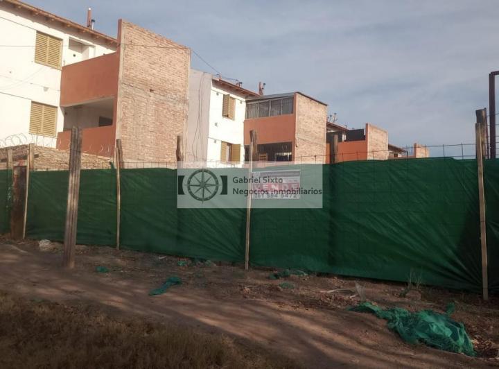 Terreno · 700m²