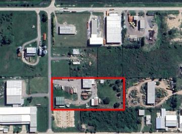 Bodega-Galpón · 2600m² · Venta Predio/galpón Especial Para Transporte