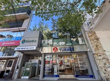 Local comercial · 270m² · 7 Ambientes · Alquiler Oficina - Av San Martin 3200