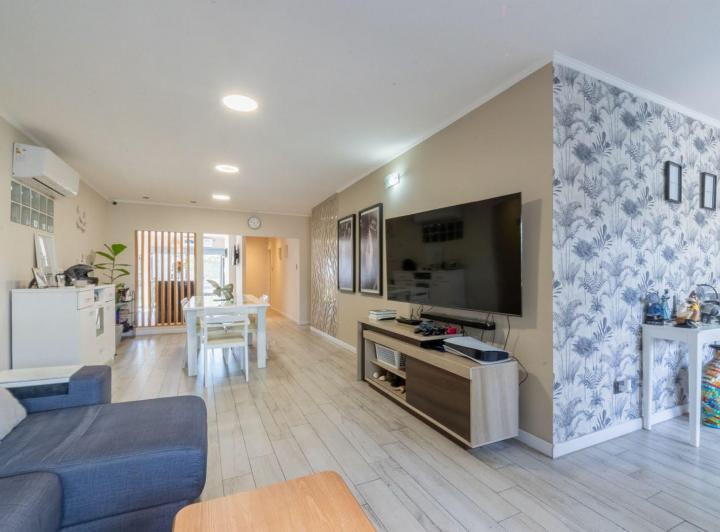 Casa · 350m² · 7 Ambientes · 2 Cocheras