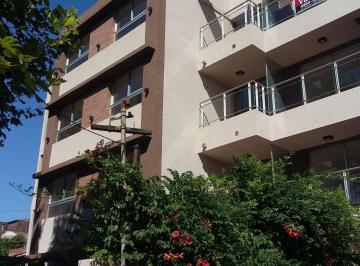 HCM-HCM-103_2 · Villa Sarmiento a m de Av 3 de Febreo Depto 2 Amb con Cochera