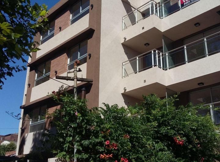 Departamento · 45m² · 2 Ambientes · 1 Cochera