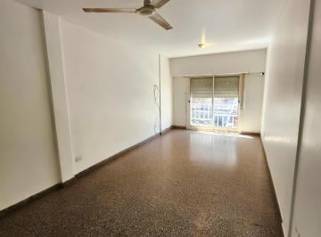 Departamento · 63m² · 4 Ambientes · Se Vende Departamento Centrico 2 Dorm. - Posadas