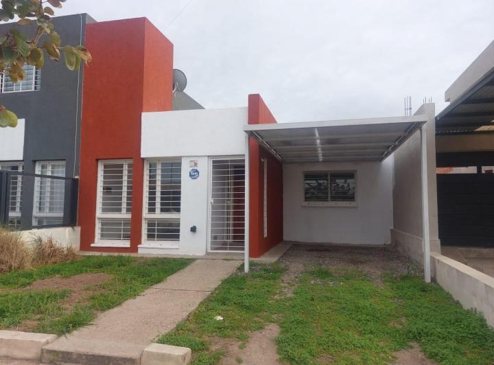Casa · 70m² · 5 Ambientes