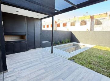 Casa · 160m² · 5 Ambientes · 2 Cocheras · Duplex a Estrenar 3 Dorm en Venta La Luisita