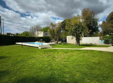 Casa de 3 ambientes, Ensenada · 11 Esquina 42 - Casa Quinta en Venta en Villa del Plata Sur