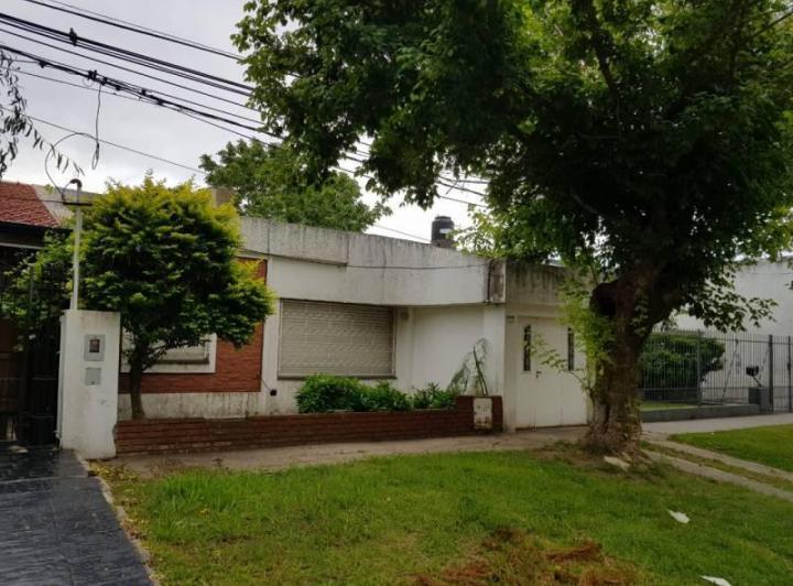 Casa · 65m² · 2 Ambientes · 1 Cochera