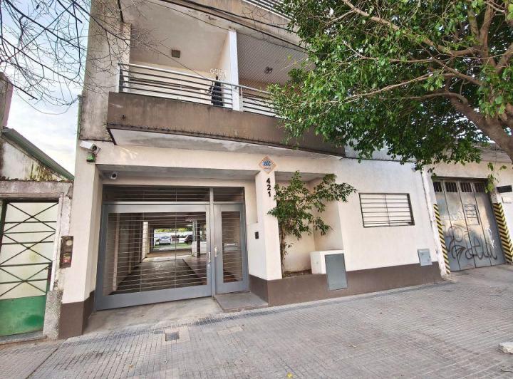 Departamento · 40m² · 2 Ambientes · 1 Cochera