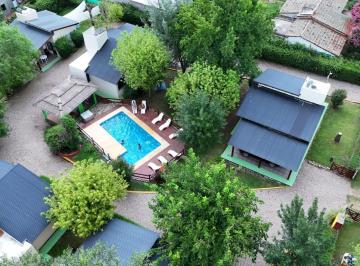 Departamento · 330m² · 6 Dormitorios · 6 Cocheras · Complejo en Santa Rosa de Calamuchita