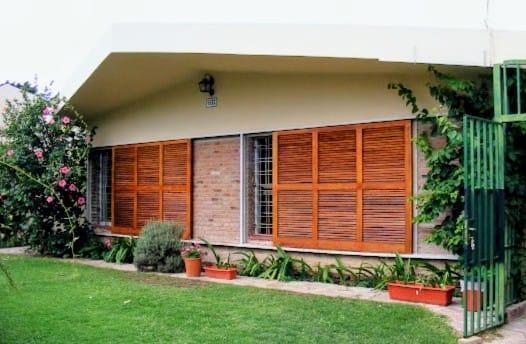Casa · 275m² · 6 Ambientes · 4 Cocheras