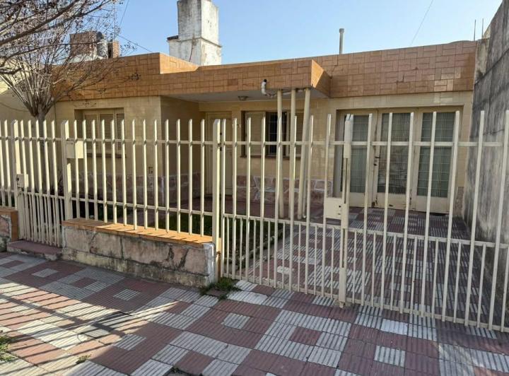Casa · 154m² · 7 Ambientes · 1 Cochera