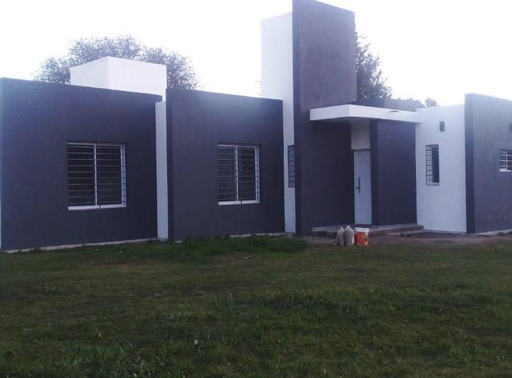 Casa · 80m² · 4 Ambientes