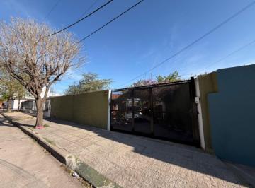 Casa · 82m² · 4 Ambientes · 1 Cochera · Venta Casa 3 Dor + Depto – Barrio Parque Capital