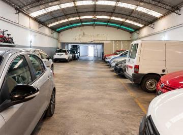 Garage · 400m² · 21 Cocheras · Venta Galpon de 23 Cocheras Sobre Av en Villa Primera