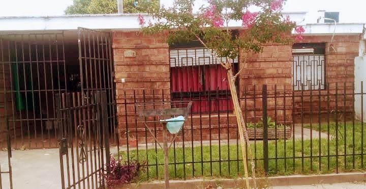 Casa · 80m² · 4 Ambientes · 1 Cochera