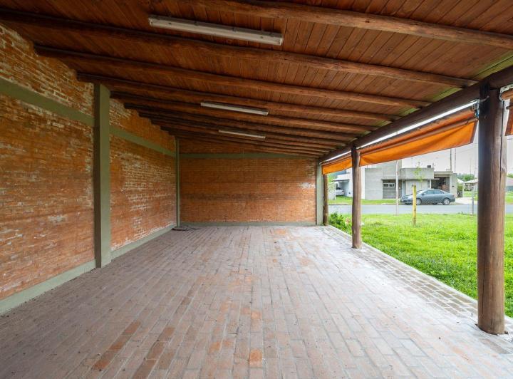 Casa · 300m² · 1 Ambiente