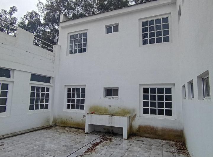 Casa · 550m² · 10 Ambientes · 3 Cocheras