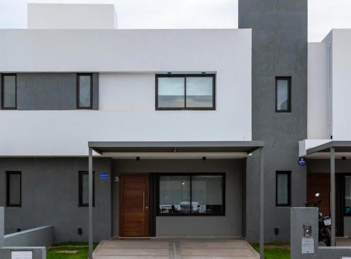 PH · 117m² · 4 Ambientes · 2 Cocheras