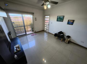 PH · 42m² · 2 Ambientes · Alquiler PH 2 Amb Frente Balcon Lavadero Luminoso