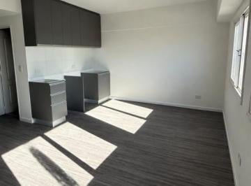 Departamento · 30m² · 1 Ambiente · Alquiler - Monoambiente a Estrenar en Segundo y Tercer Piso - Lisandro de La Torre 1723, Caseros