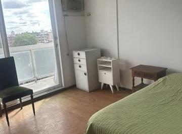Departamento · 25m² · 1 Ambiente · Alquiler Monoambiente con Balcón Frente a Estación Morón – Apto Profesional