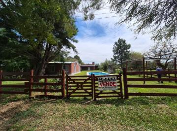 Quinta vacacional de 7 ambientes, Arroyo Leyes · Hermosa Casa - Quinta con Cabañas a Estrenar – Lista Para Mudarse