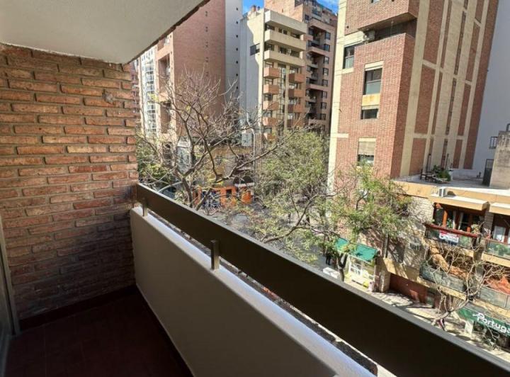 Departamento · 65m² · 5 Ambientes