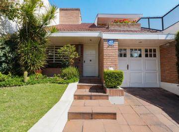 Casa · 153m² · 4 Ambientes · 1 Cochera · Venta Casa Dos Plantas Jardin Pileta V. Ballester