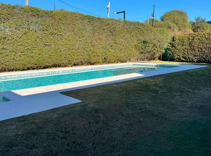 Casa · 330m² · 4 Ambientes