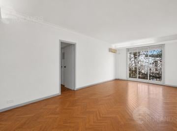 Departamento · 137m² · 4 Ambientes · Venta Departamento 4 Ambientes, Dependencia y Lavadero Almagro