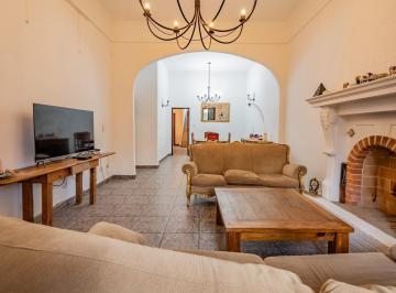 PH · 181m² · 5 Ambientes · 2 Cocheras · Venta Casa 5 Amb con Pileta Cochera Vicente Lopez